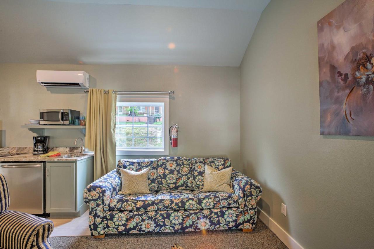 Downtown Branson Cottage With Pool Access! Экстерьер фото